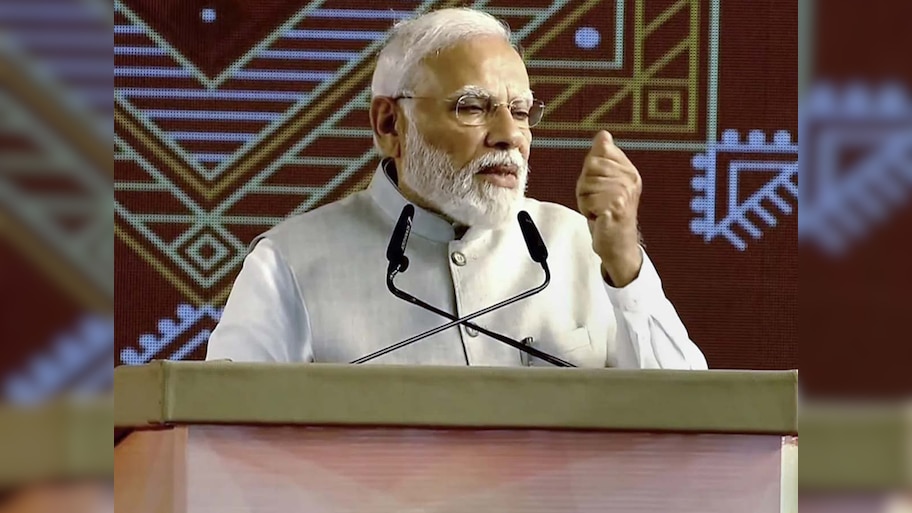 पीएम मोदी का बड़ा इल्जाम, छत्तीसगढ़ सरकार ने गोबर में किया भ्रष्टाचार