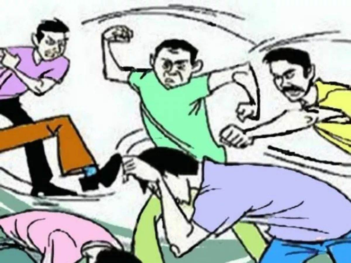 Kaimur News: कैमूर में अपराध बेलगाम, कार्यपालक सहायक को सड़क पर दौड़ा-दौड़ाकर पीटा, मामला दर्ज