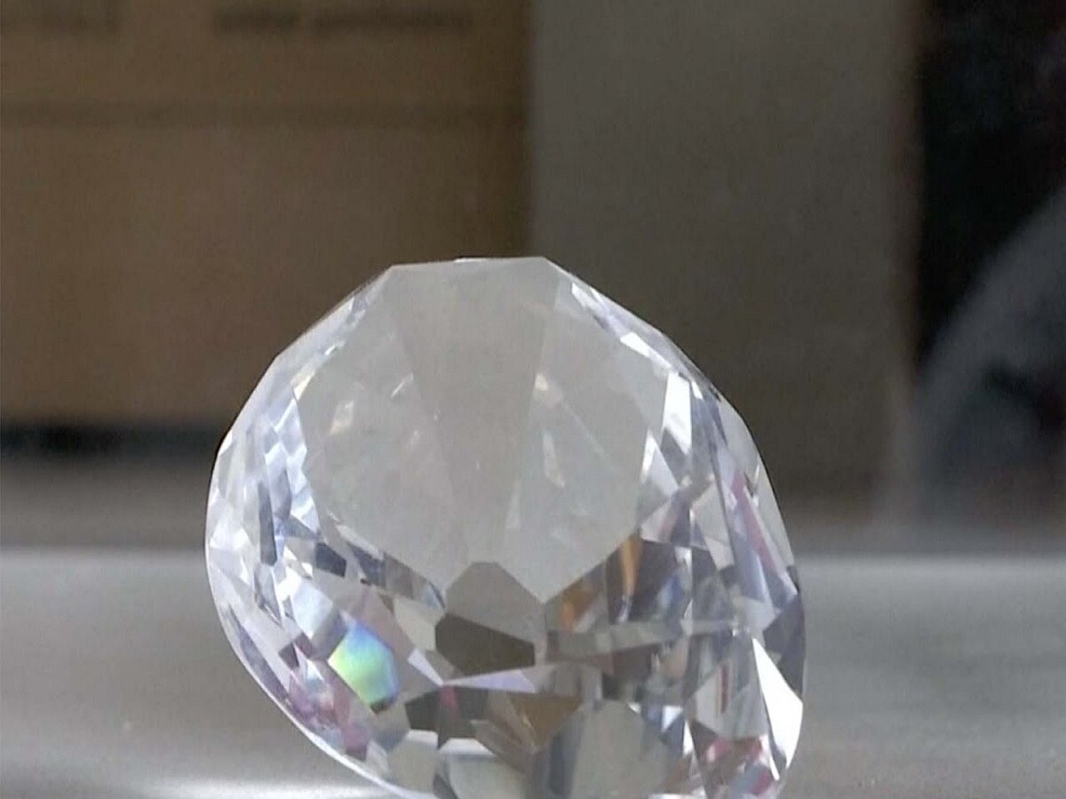 Diamond: श्मशान की राख से हीरे का निर्माण ! कीमत जान रह जाएंगे दंग
