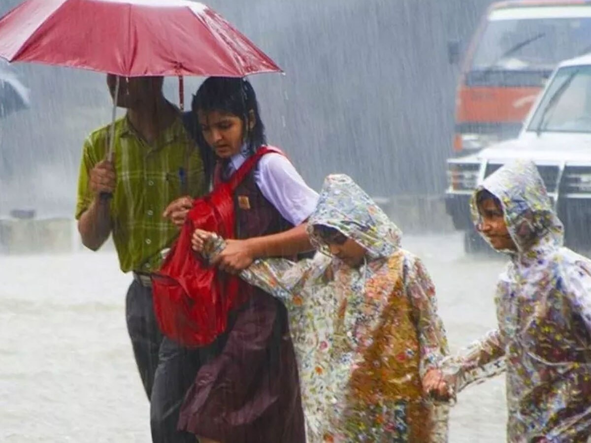 Weather Update Today: मुल्क के कई राज्यों में होगी भारी बारीश; जानें मौसम का मिजाज