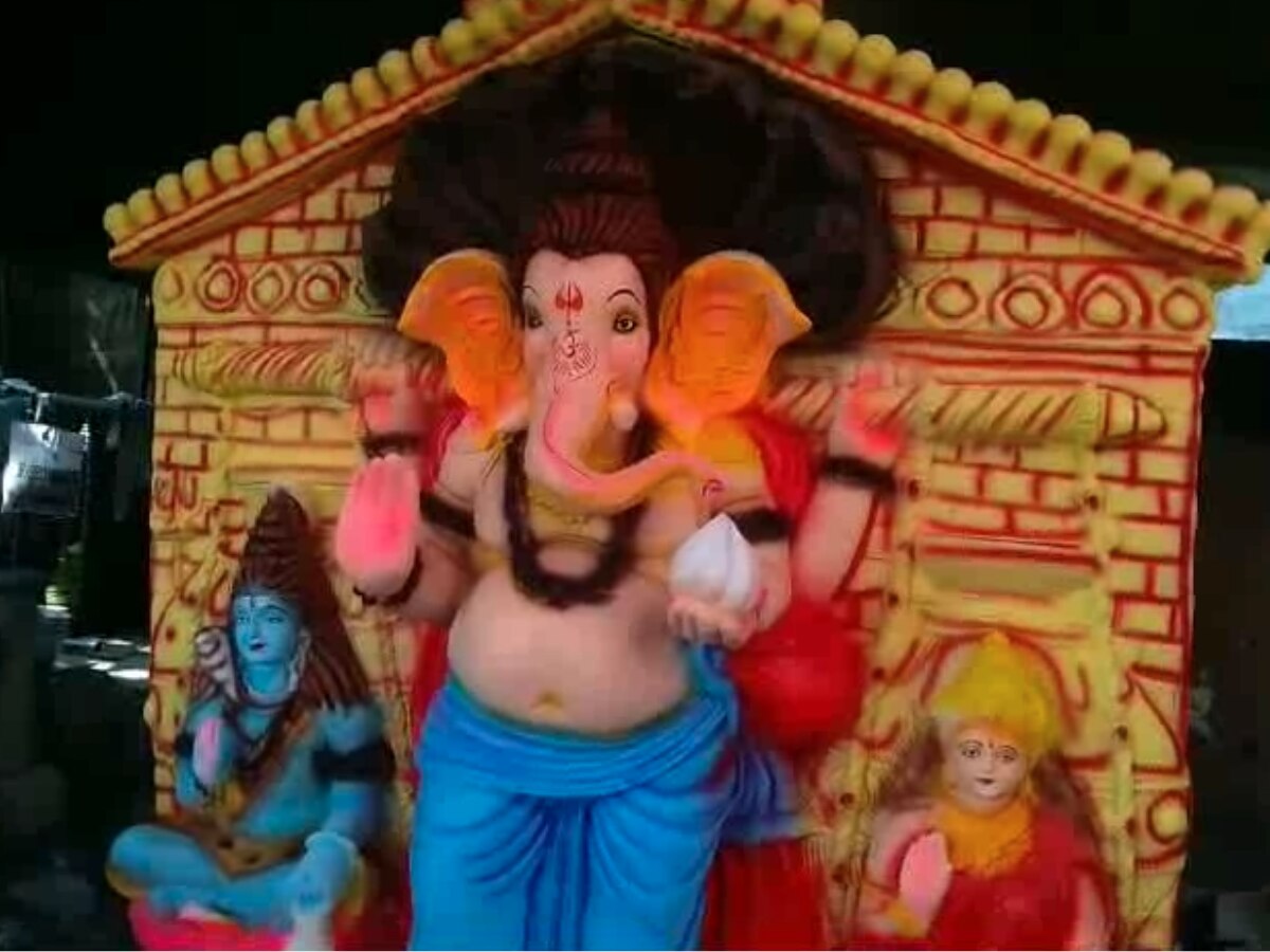 Ganesh Chaturthi 2023: बाजारों में हजारों रुपये तक की मिल रही बप्पा की मूर्ति, जहां कांवड़ के रूप में दिखे भगवान गणेश