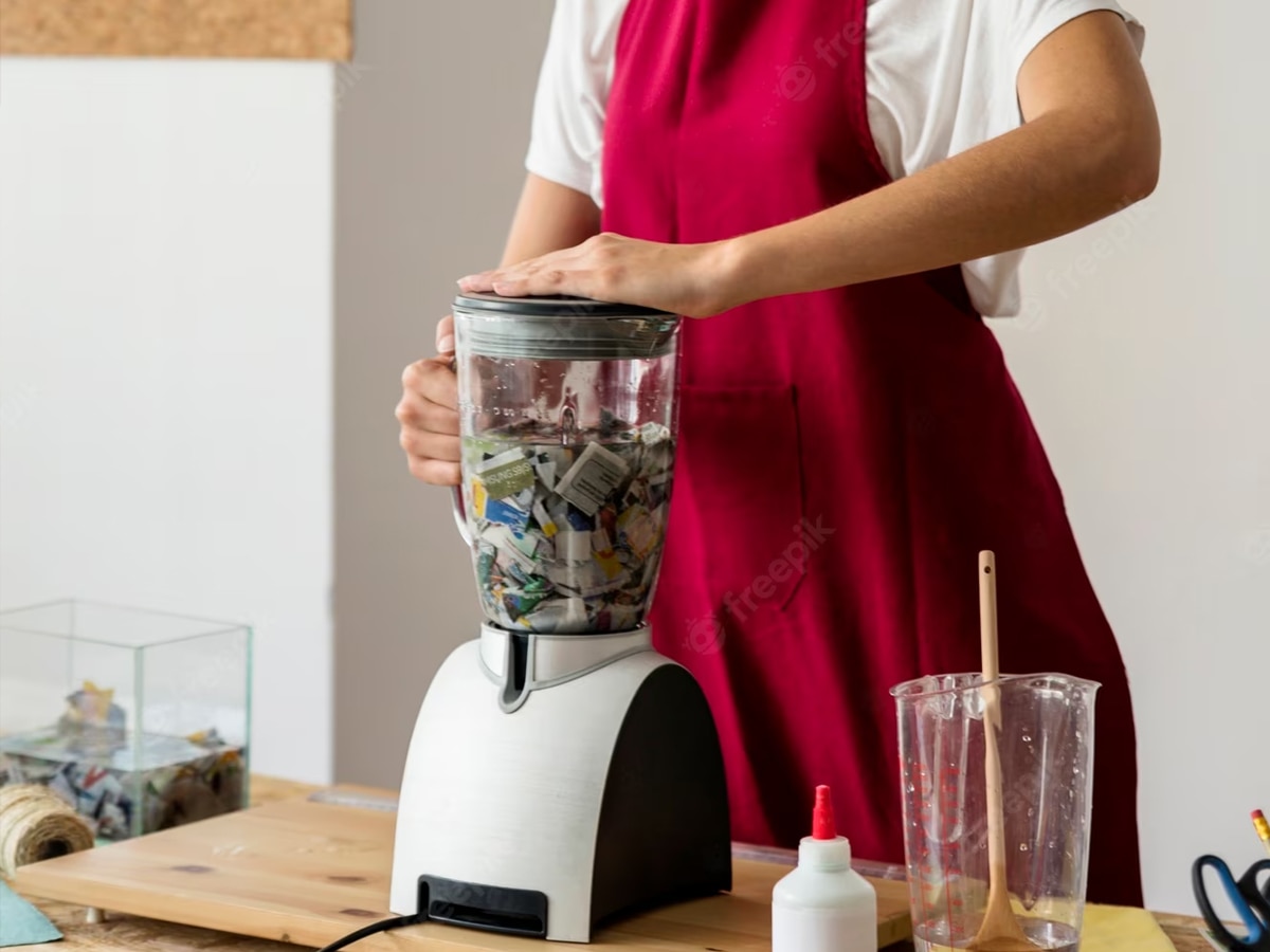 Mixer Grinder Explode Dont Put These Things On Machine Brake Blade