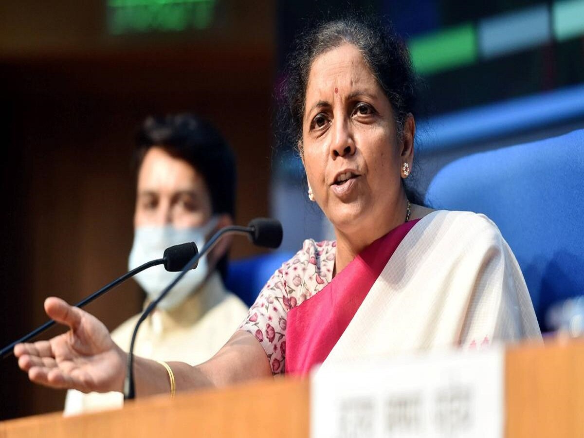 FM Nirmala Sitharaman: बैंकों को लेकर वित्त मंत्री का बड़ा ऐलान, अब बैंकिंग सिस्टम में होगा ये बदलाव!