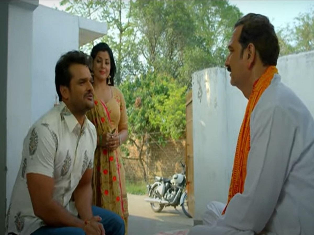Khesari Lal Yadav Kundali: खेसारी लाल यादव ने पंडित से मिलवाई कुंडली! जानें ज्योतिष ने क्या कहा Khesari Lal Yadav Kundali: खेसारी लाल यादव ने पंडित से मिलवाई कुंडली! जानें ज्योतिष ने क्या कहा
