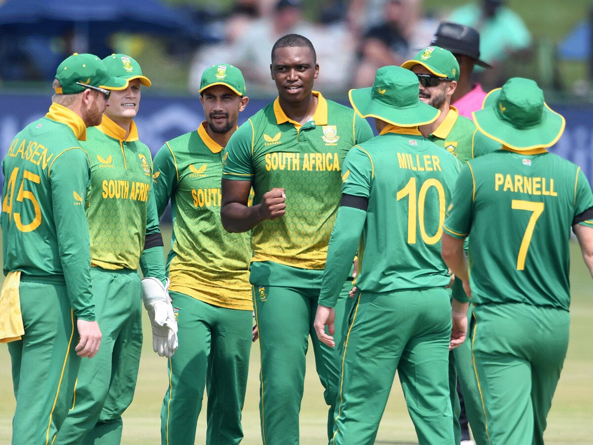 विश्व कप से पहले दक्षिण अफ्रीका को बड़ा झटका, दो स्टार गेंदबाज टीम से हुए बाहर