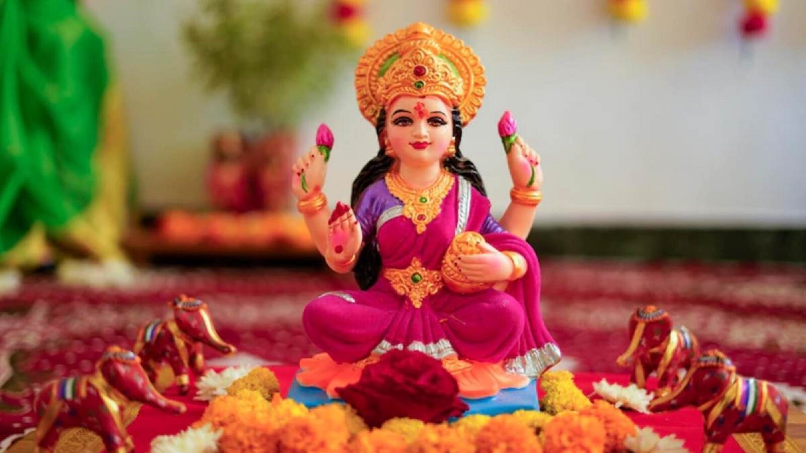 Mahalaxmi Vrat 2023: अगले 15 दिन में रंक से राजा बना देंगी मां लक्ष्मी, जानें शुभ मुहूर्त और पूजा विधि