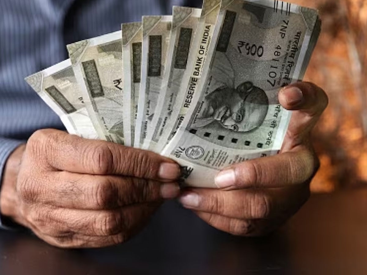 Public Provident Fund: क्‍या अगली त‍िमाही के ल‍िए बढ़ेगी PPF की ब्‍याज दर? 10 द‍िन पहले यहां जान‍िए हकीकत