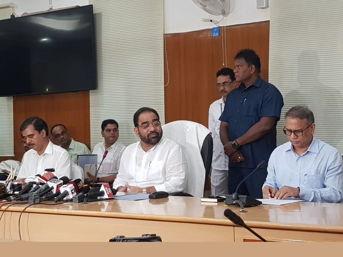 Additional Budget: ୨୮,୨୦୦ କୋଟିର ଅତିରିକ୍ତ ବଜେଟ ଉପସ୍ଥାପନ କଲେ ଅର୍ଥମନ୍ତ୍ରୀ, ନିର୍ବାଚନମୁଖୀ ଯୋଜନାକୁ ଗୁରୁତ୍ୱ Additional Budget: ୨୮,୨୦୦ କୋଟିର ଅତିରିକ୍ତ ବଜେଟ ଉପସ୍ଥାପନ କଲେ ଅର୍ଥମନ୍ତ୍ରୀ, ନିର୍ବାଚନମୁଖୀ ଯୋଜନାକୁ ଗୁରୁତ୍ୱ