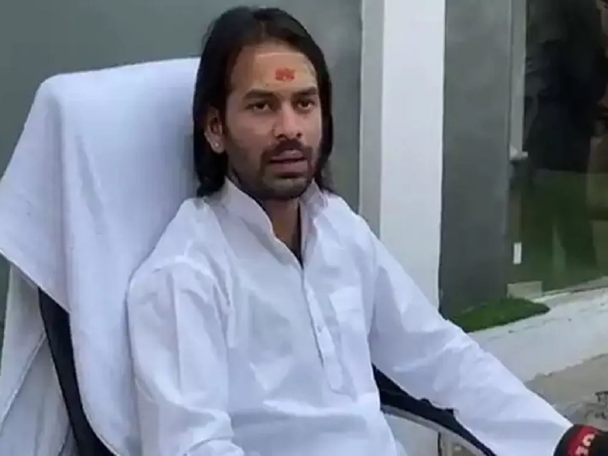 Bihar: तेज प्रताप यादव ने CBI को बताया BJP का दामाद, केंद्रीय मंत्री ने किया पलटवार Bihar: तेज प्रताप यादव ने CBI को बताया BJP का दामाद, केंद्रीय मंत्री ने किया पलटवार
