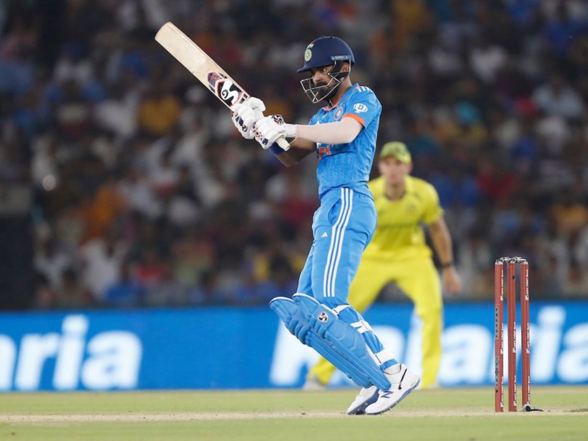 IND vs AUS: ऑस्ट्रेलिया ने टॉस जीत गेंदबाजी का किया फैसला, कप्तान हुए बाहर, जानें दोनों टीमों का प्लेइंग इलेवन