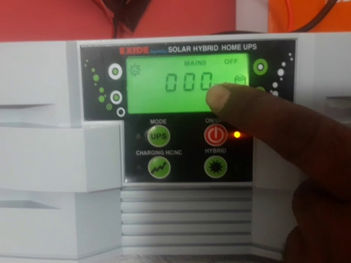 लगातार ब्लिंक कर रही Inverter की ये लाइट? तुरंत कर दें पावर से डिस्कनेक्ट और निकाल दें घर से बाहर 