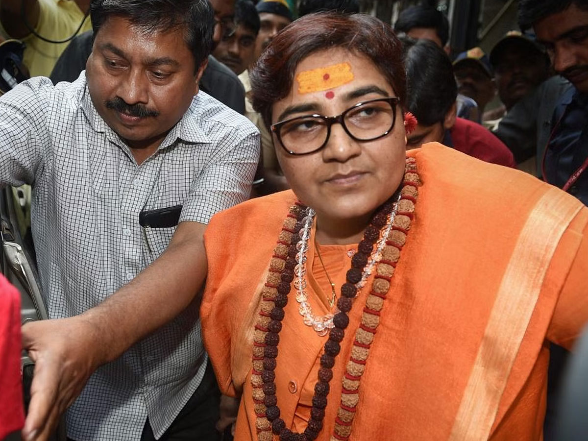 मालेगांव बम बलास्ट मामले में BJP सांसद की होगी पेशी; कोर्ट ने दिया ये आदेश मालेगांव बम बलास्ट मामले में BJP सांसद की होगी पेशी; कोर्ट ने दिया ये आदेश