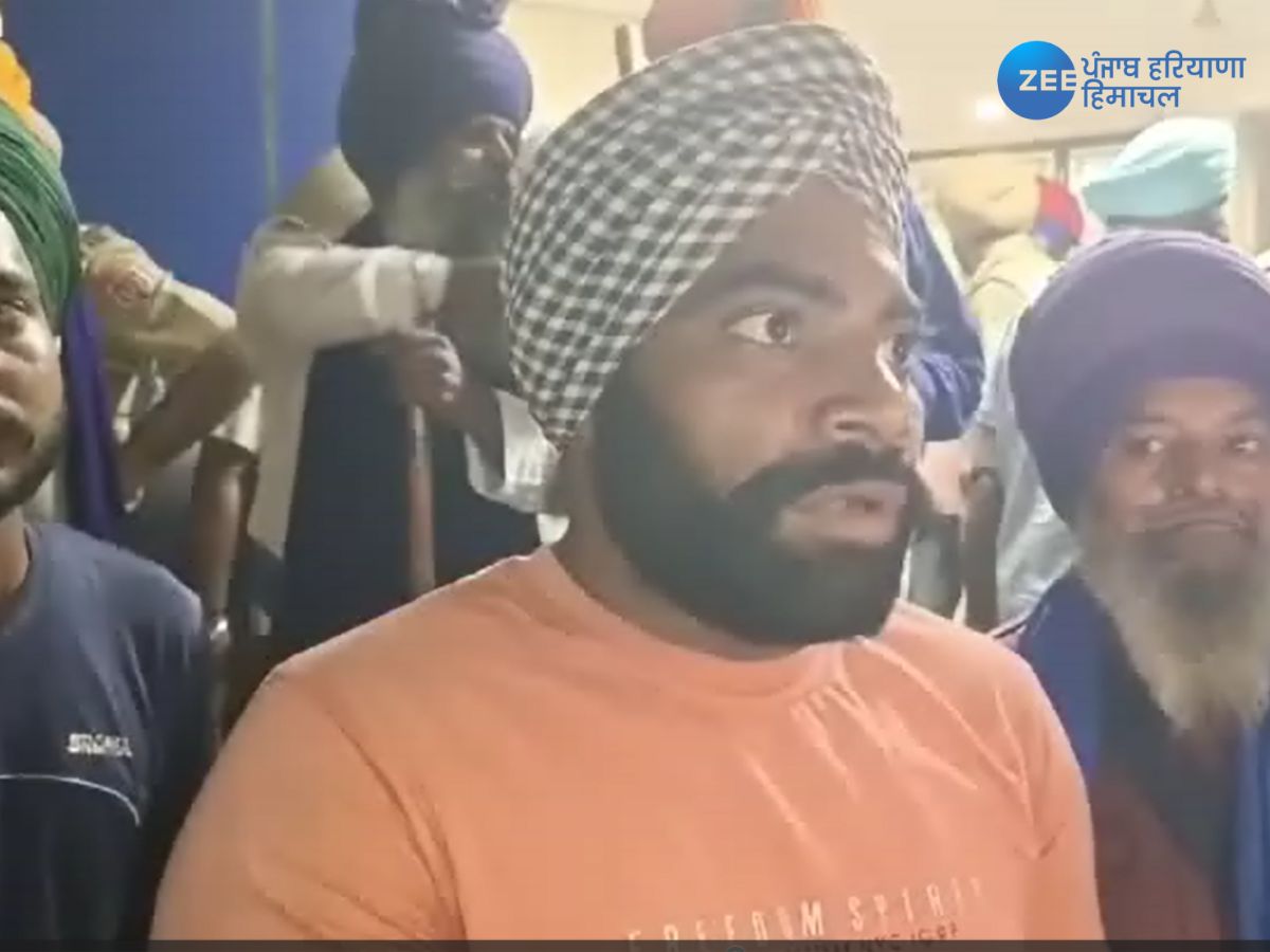 Morinda Beadbi News: ਮੋਰਿੰਡਾ 'ਚ ਮੁੜ ਹੋਈ ਬੇਅਦਬੀ; ਖੰਡਿਤ ਹਾਲਤ 'ਚ ਗੁਟਕਾ ਸਾਹਿਬ ਤੇ ਚੌਰ ਸਾਹਿਬ ਮਿਲੇ Morinda Beadbi News: ਮੋਰਿੰਡਾ 'ਚ ਮੁੜ ਹੋਈ ਬੇਅਦਬੀ; ਖੰਡਿਤ ਹਾਲਤ 'ਚ ਗੁਟਕਾ ਸਾਹਿਬ ਤੇ ਚੌਰ ਸਾਹਿਬ ਮਿਲੇ