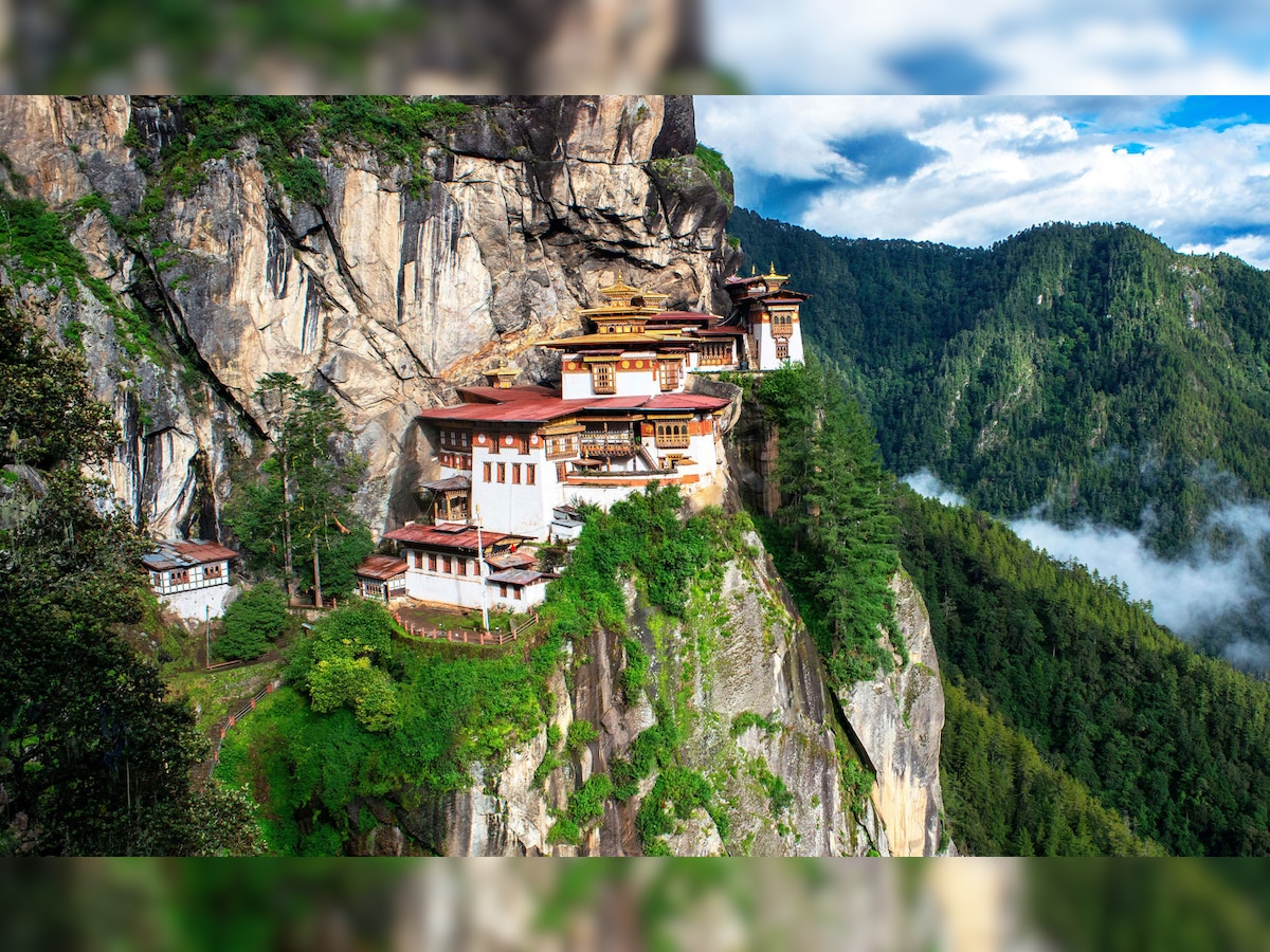 world tourism day 2023 cheapest foreign countries for indian tourist best  for abroad trip travel news | World Tourism Day 2023: कम पैसों में घूमना  चाहते हैं विदेश? ये 5 सबसे सस्ते