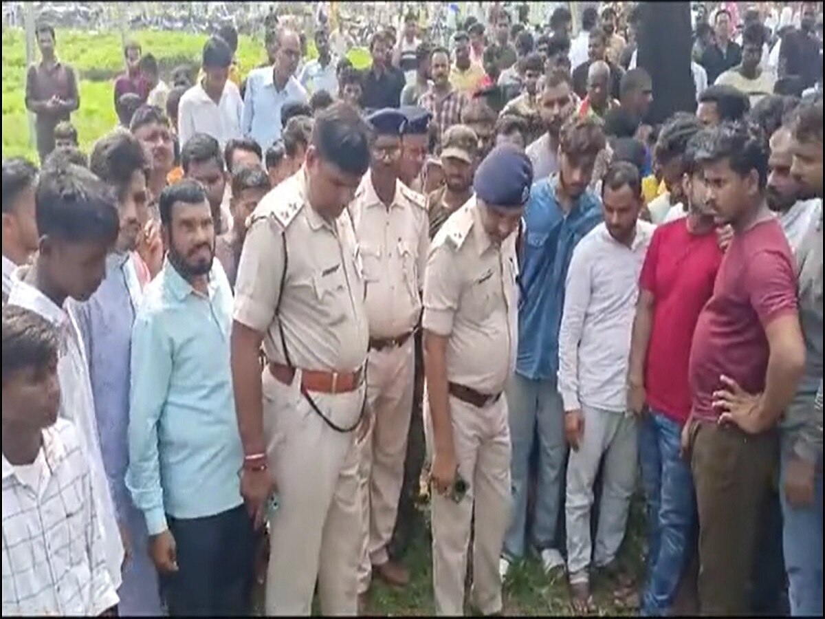 Bihar News: पशुपति कुमार पारस की पार्टी के नेता अनवर खान की दिनदहाड़े गोली मारकर हत्या, अज्ञात बदमाशों ने सरेआम मारी गोली, मौके पर मौत