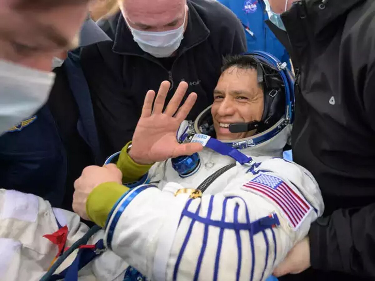 Science News: अंतरिक्ष में 1 साल बिताकर पृथ्वी पर लौटे 3 अंतरिक्षयात्री, NASA के रूबियो ने बनाया रिकॉर्ड
