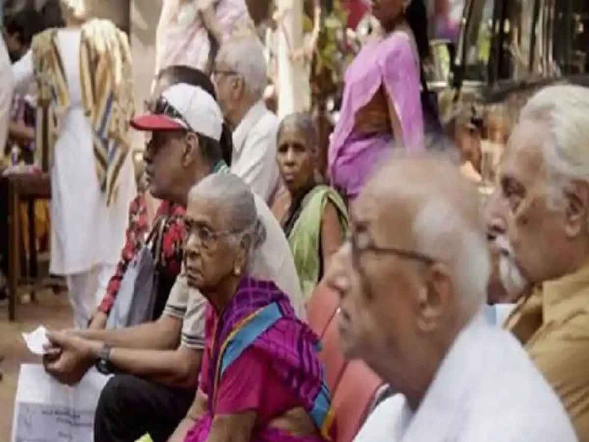 यंग इंडिया तेजी से हो रहा बूढ़ा, 2050 तक दोगुनी होगी बुजुर्ग आबादी, 2046 तक बच्चों से हो जाएगी अधिक