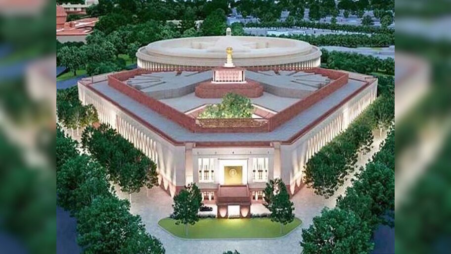 महिला आरक्षण विधेयकः विपक्ष का ऐतराज दरकिनार; कानून को राष्ट्रपति की मिली मंजूरी 