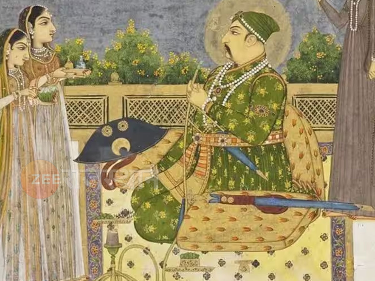 इस मुगल शासक को औरतों के कपड़े पहनने का था शौक, मुर्गों की लड़ाई थी पसंद