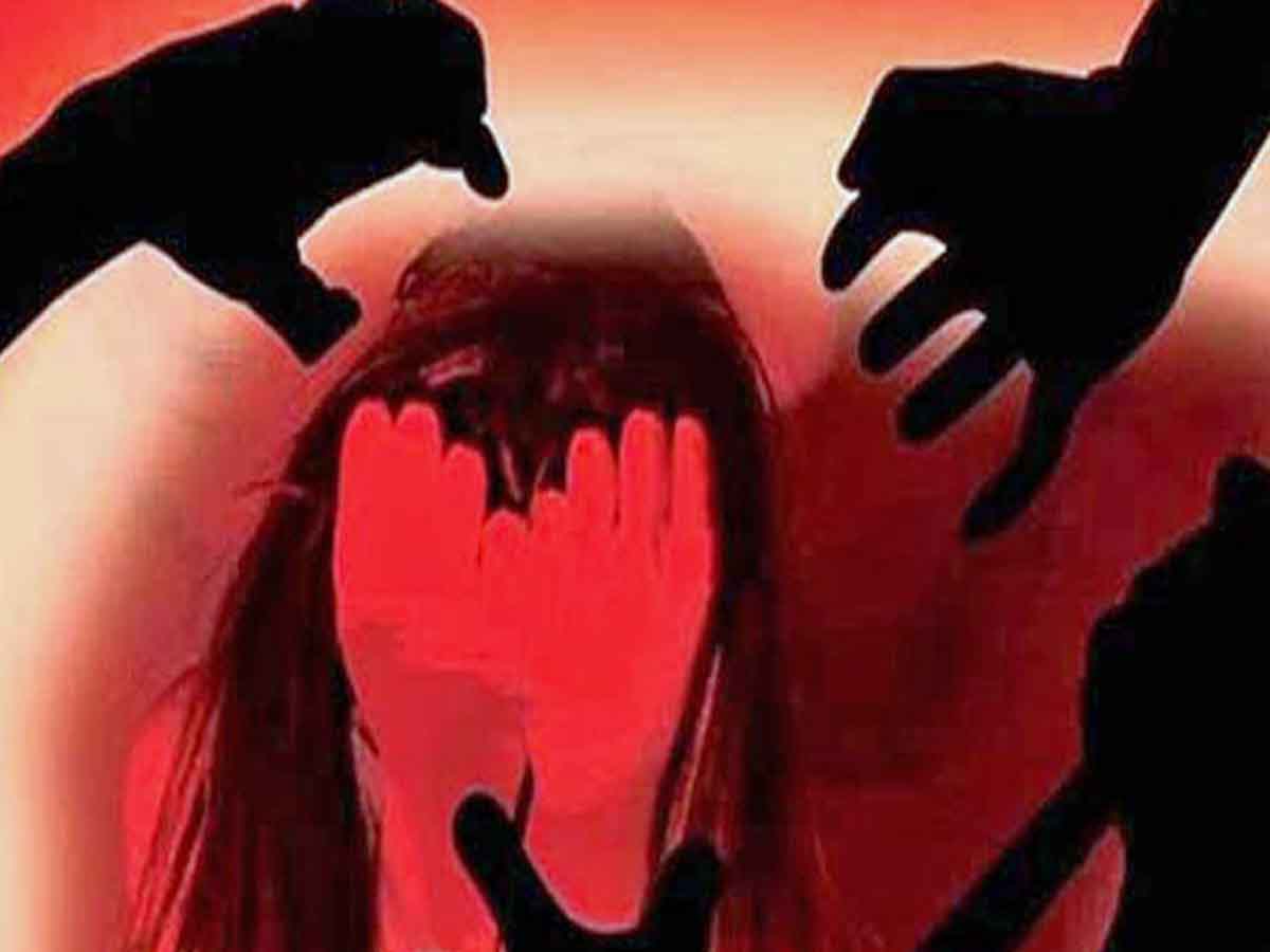 MP News: क्रूरता की हद हुई पार, महिला के साथ रातभर गैंगरेप, घायल कर खेत में फेंका MP News: क्रूरता की हद हुई पार, महिला के साथ रातभर गैंगरेप, घायल कर खेत में फेंका
