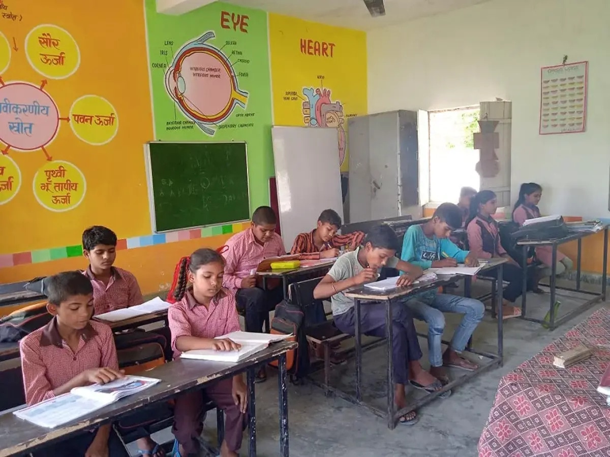 UP Govt School: ରାଜ୍ୟରେ ସରକାରୀ ସ୍କୁଲ ସମୟ ବଦଳାଇଲେ ଉତ୍ତର ପ୍ରଦେଶ ସରକାର, କେତେ ଘଣ୍ଟା ହେବ କ୍ଲାସ?