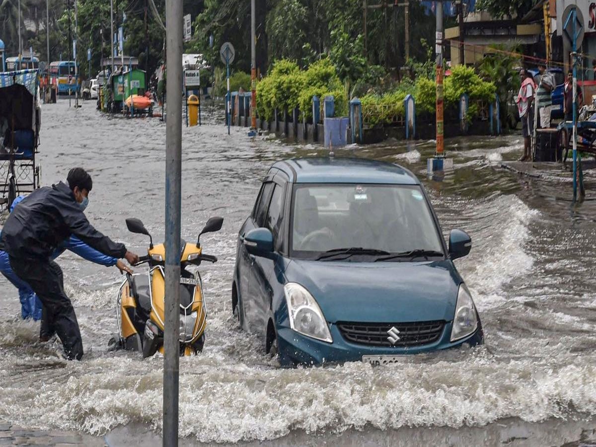 झारखंड में भारी बारिश के बीच 24 घंटे में 11 लोगों की मौत; IMD ने जारी किया अलर्ट
