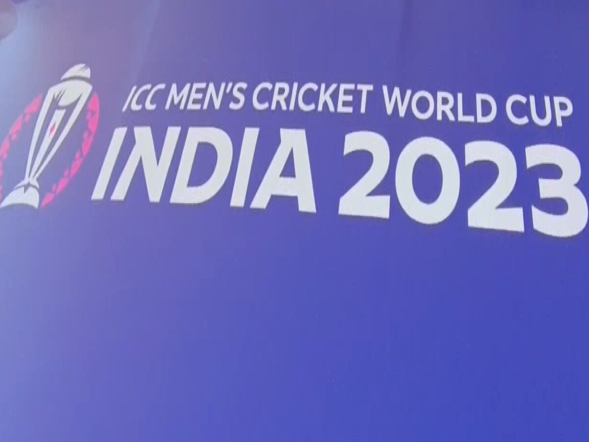 ICC World Cup 2023 का मुकाबला देखने के लिए ऑफलाइन टिकट लेने वालों को अभी और करना पड़ सकता है इंतजार