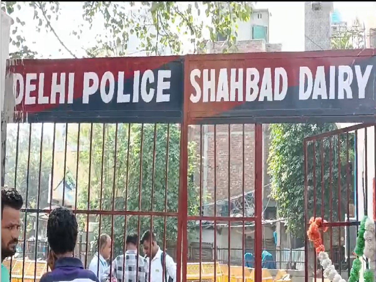 Delhi Crime: सिरफिरे आशिक ने शादी से इनकार करने पर लड़की के घर में लगाई आग, मारपीट भी की