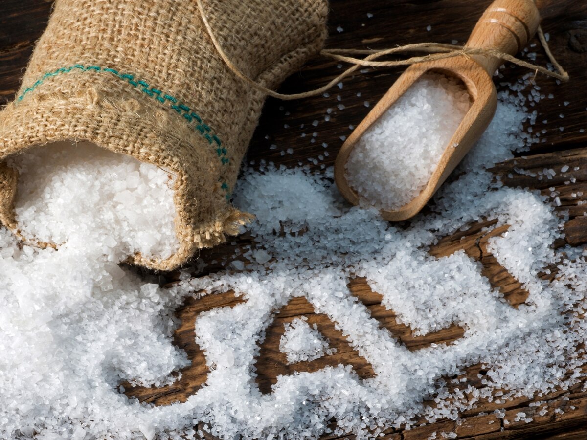 Salt Intake: दिनभर में कितना नमक खाना चाहिए? ज्यादा खाया तो झेलनी होंगी ये बीमारियां