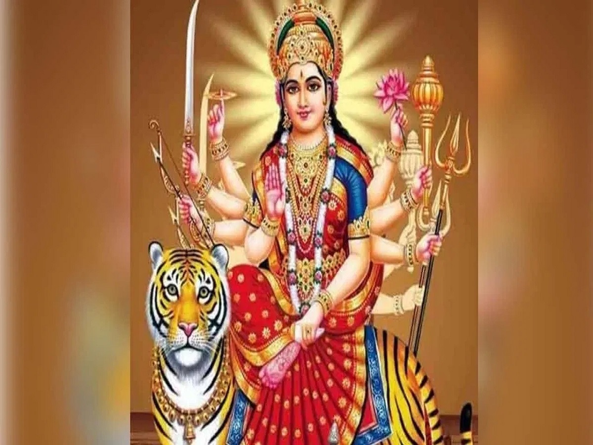 Shardiya Navratri 2023: नवरात्रि व्रत के आहार में देसी घी ही खाएं, सेहत को मिलेंगे ये सात फायदे