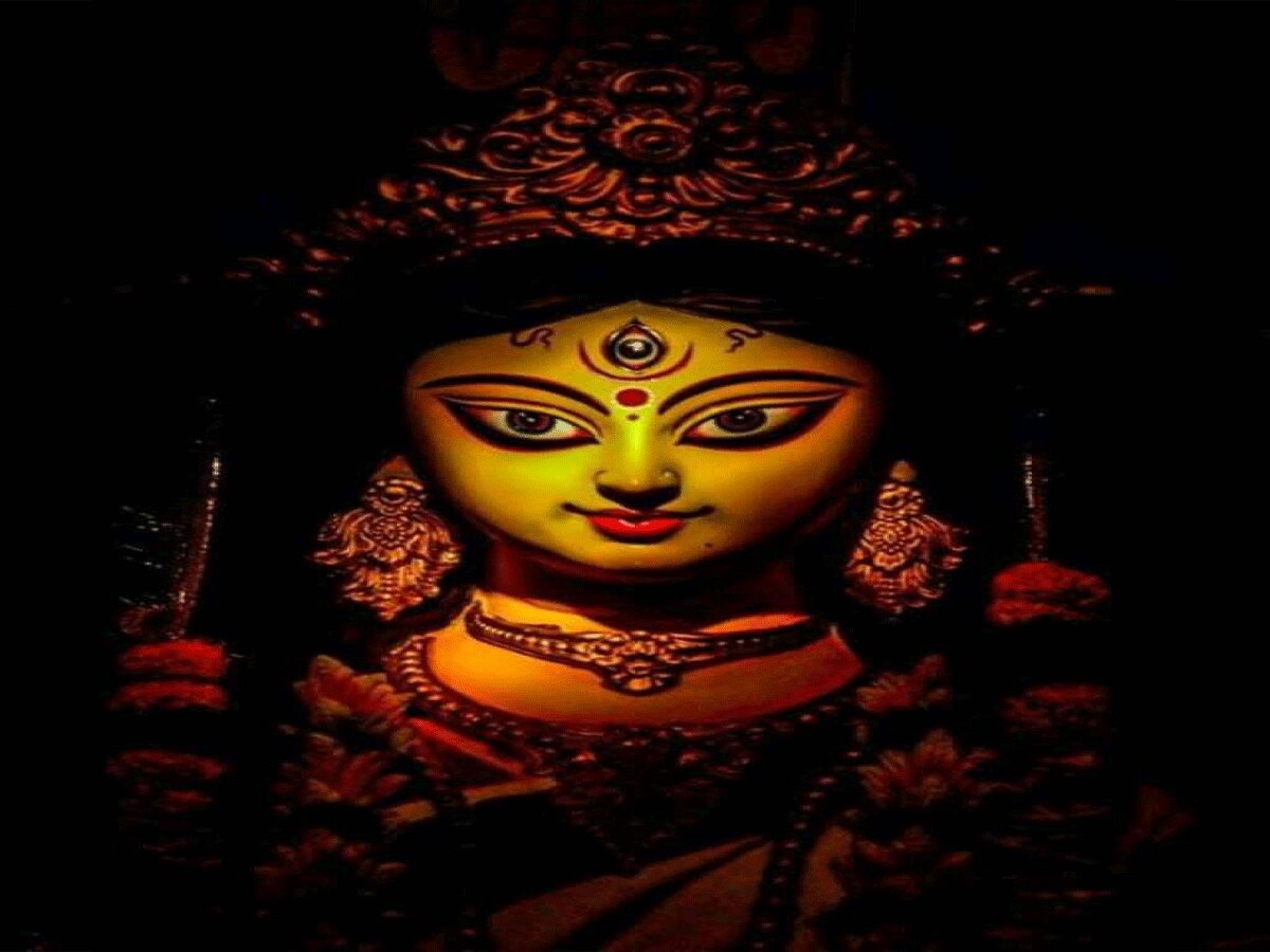 15 अक्टूबर को गुरु पुष्य योग, नवरात्रि में इन राशियों पर रहेगी मां दुर्गा की असीम कृपा