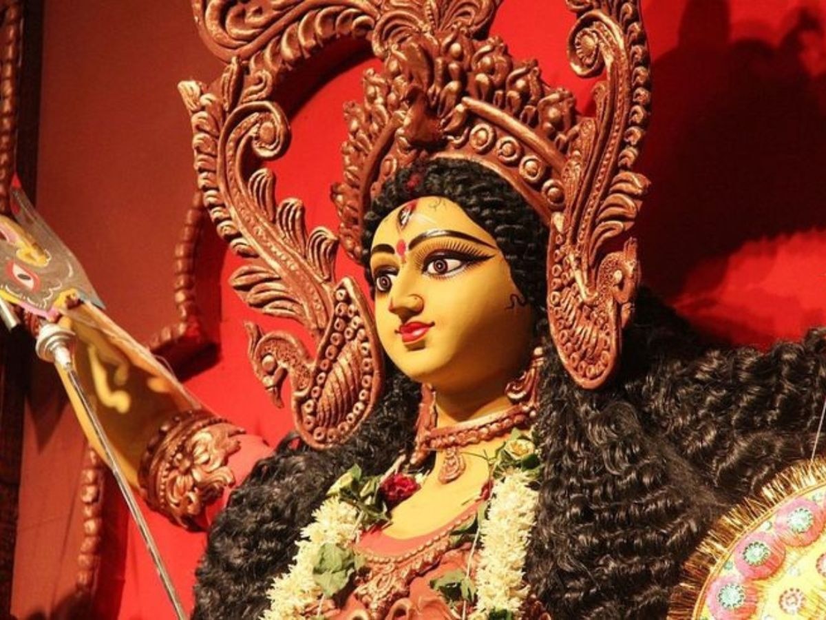 Shardiya Navratri 2023: ଶାରଦୀୟ ନବରାତ୍ରୀରେ ଦୁର୍ଲଭ ସଂଯୋଗ, ରାଜଯୋଗ କରାଇବ ଧନର ବର୍ଷା, ଏହି ରାଶି ବ୍ୟକ୍ତିଙ୍କ ଭାଗ୍ୟ ଉଜ୍ୱଳ