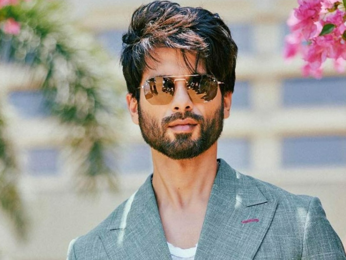 Shahid Kapoor: किंग खान से तुलना होने पर शाहिद कपूर को आया गुस्सा, बोले- &#039;यह मूर्खतापूर्ण बात है&#039;