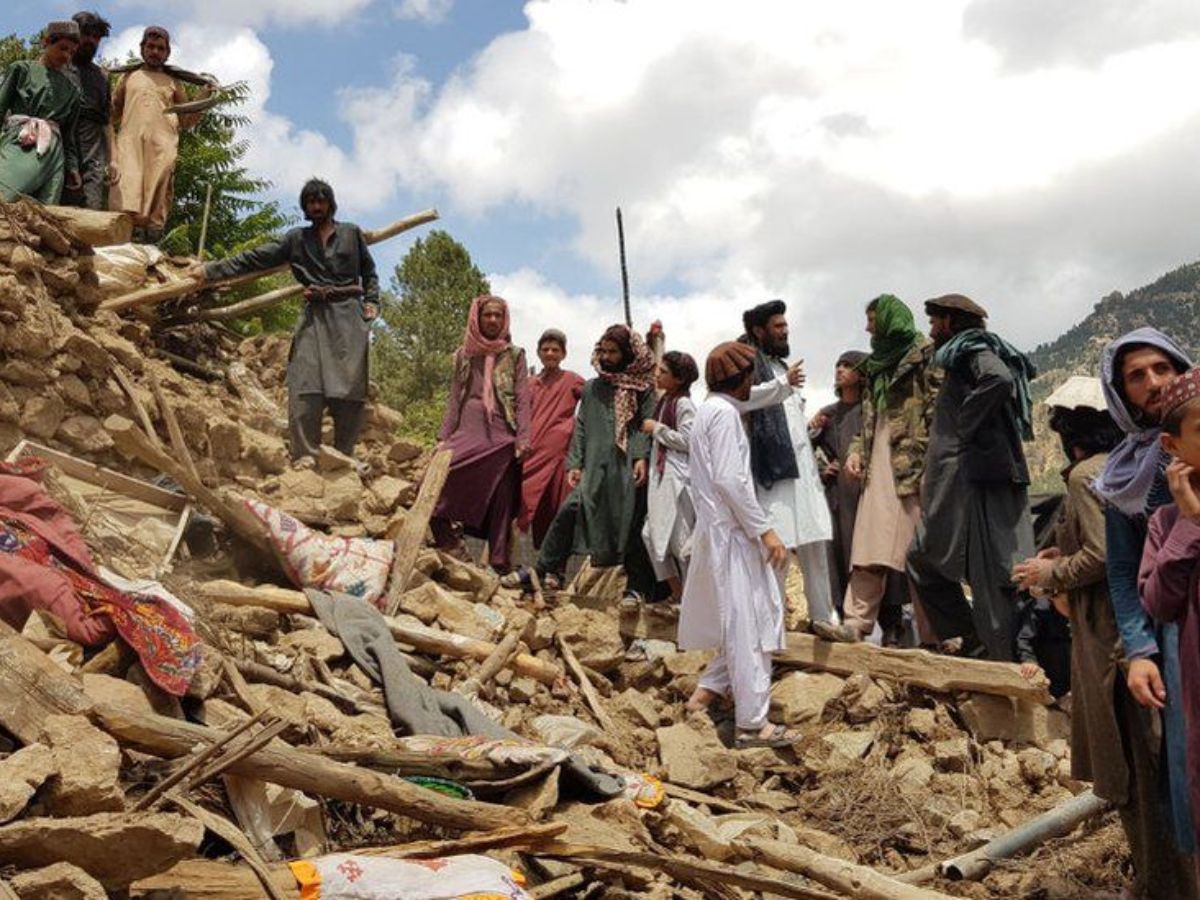 Afghanistan Earthquake: शक्तिशाली भूकंप से दहला अफगानिस्तान, 2 हजार से ज्यादा की मौत, जमींदोज हुईं इमारतें 
