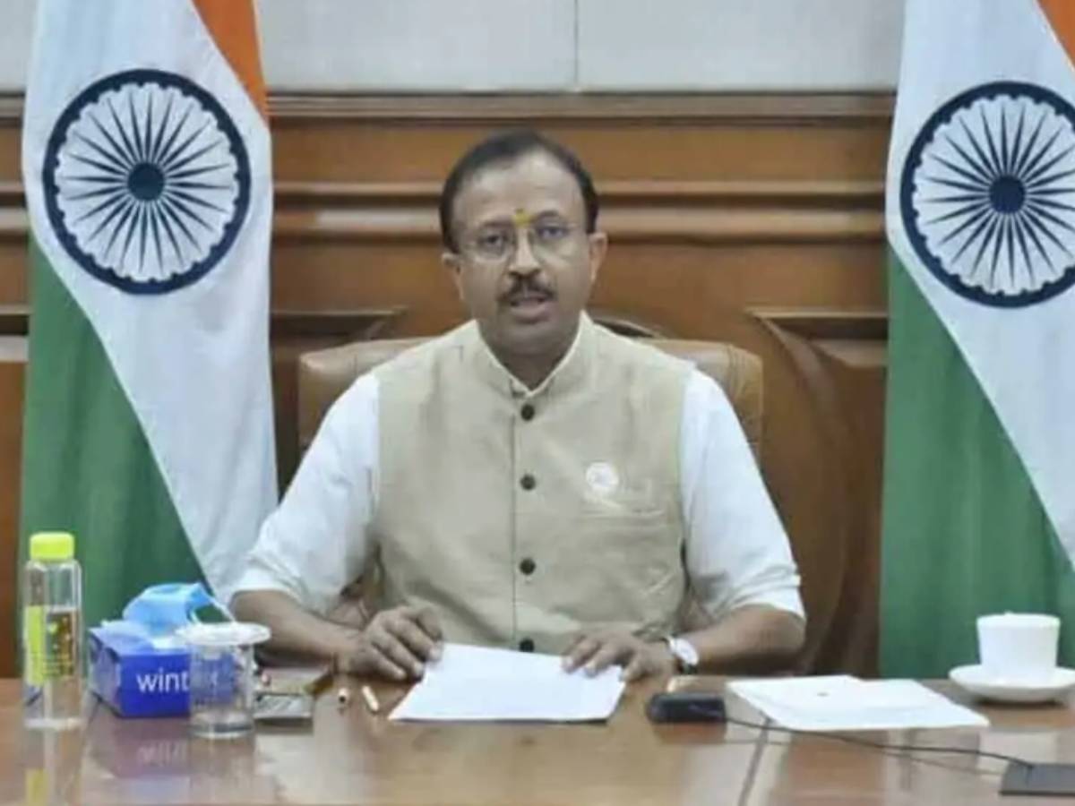 Israel Palestine Conflict: वी. मुरलीधरन ने इज़रायल पर हुए हमले की निंदा की; भारतीयों को दी ये सलाह Israel Palestine Conflict: वी. मुरलीधरन ने इज़रायल पर हुए हमले की निंदा की; भारतीयों को दी ये सलाह