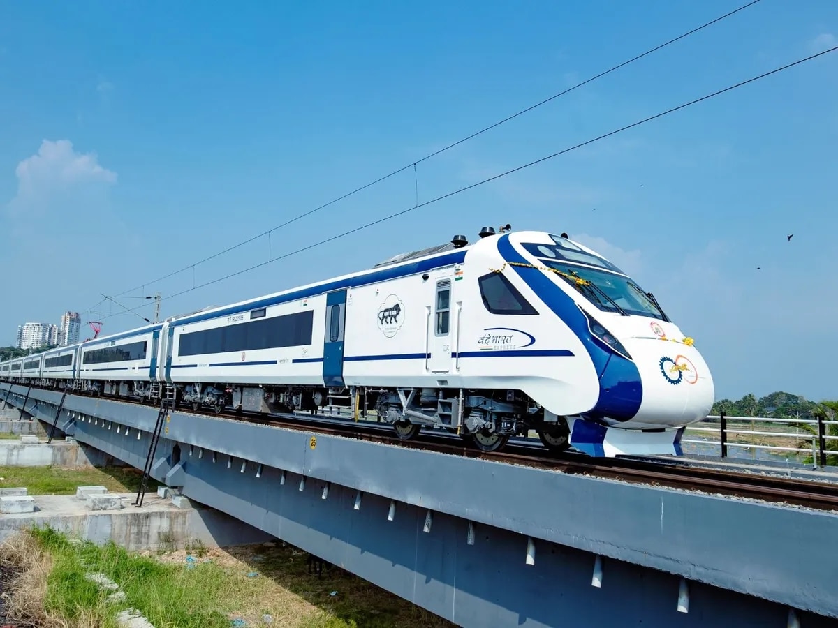 इंदौर को रेल मंत्री की सौगात! वंदेभारत ट्रेन का हुआ विस्तार, अब इस बड़े शहर से होगी कनेक्ट; देखें टाइम टेबल