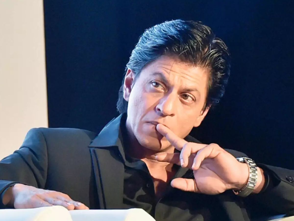 Maharashtra Government Gives Y+ Security To Shah Rukh Khan After He ...