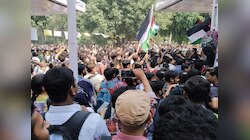 फिलिस्तीन के समर्थन में AMU, JNU और जामिया के छात्र; पैरामिलिट्री फोर्स तैनात !