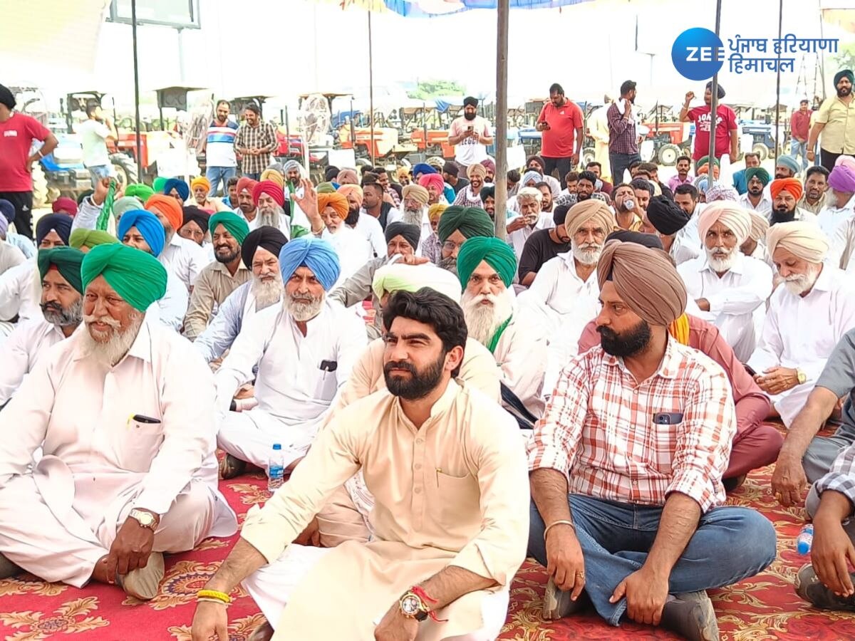 Farmers Protest: ਹਾਈਵੇ ਲਈ ਐਕਵਾਇਰ ਕੀਤੀ ਜ਼ਮੀਨ ਦਾ ਵਾਜਿਬ ਮੁਆਵਜ਼ਾ ਨਾ ਮਿਲਣ 'ਤੇ ਕਿਸਾਨਾਂ ਨੇ ਟਰੈਕਟਰ ਮਾਰਚ ਕੱਢਿਆ