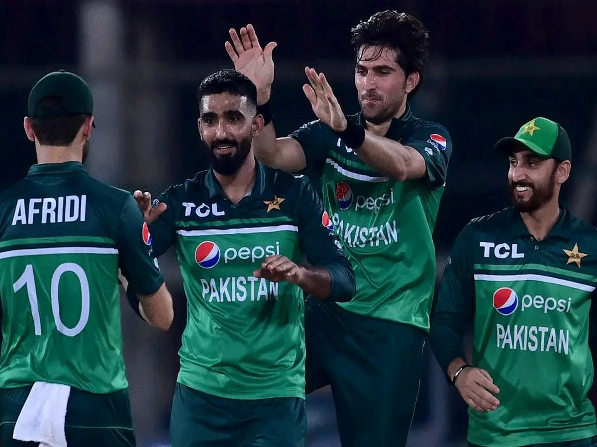 CWC 2023: वर्ल्ड कप में पाकिस्तान ने रचा इतिहास, एक दिन में लगाए इतने शतक और छक्के