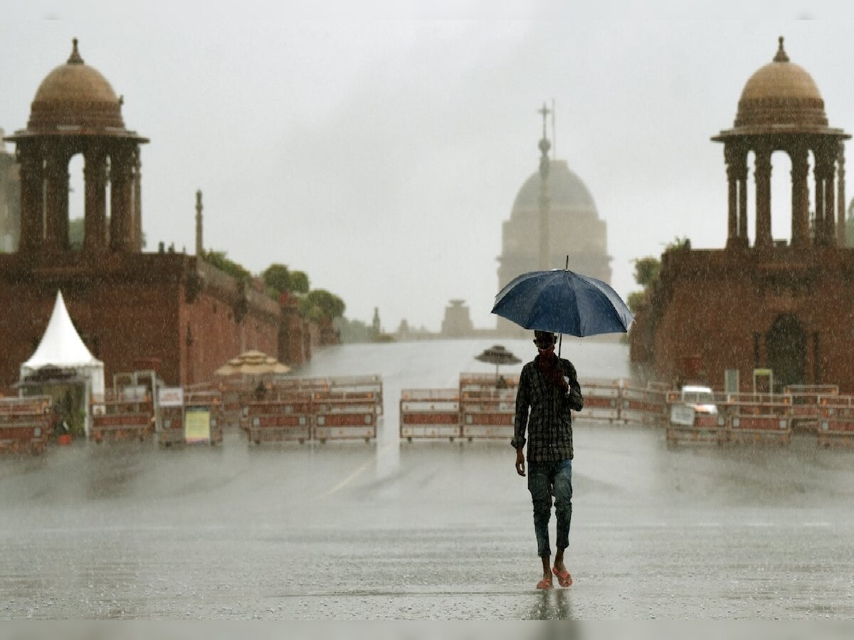 Weather Update: हरियाणा में सुबह से ही बदला मौसम का मिजाज, दिल्ली में बारिश के आसार, जानें मौसम का हाल