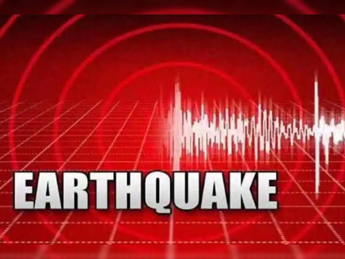 Earthquake In UP live update: दिल्ली-NCR में भूकंप के तेज़ झटके, घर से भागे लोग 