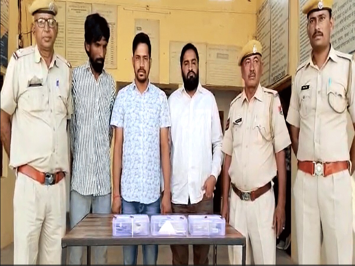 Sikar News: रामगढ़ शेखावाटी पुलिस ने अवैध हथियार के खिलाफ कारवाई, तीन बदमाश गिरफ्तार, चल रहा था फरार