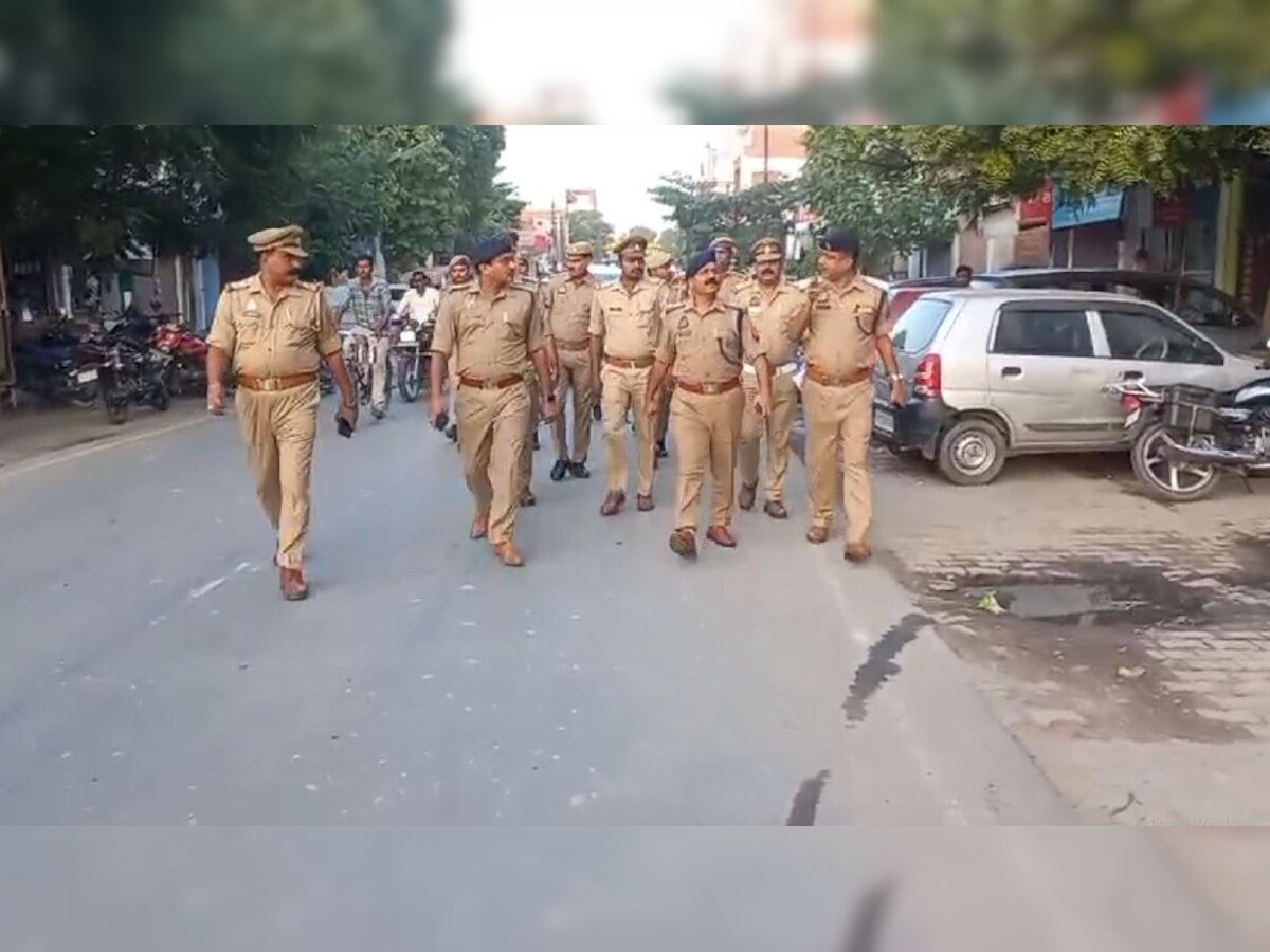 हरदोई में योगी की पुलिस का चला हंटर, चार बदमाशों की करोड़ो की संपत्ति पर लगाया ताला