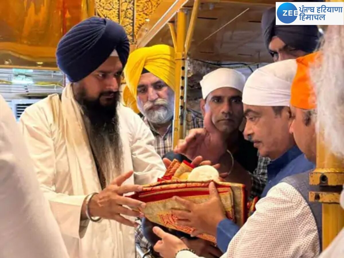 Nitin Gadkari News: ਨਿਤਿਨ ਗਡਕਰੀ ਸ੍ਰੀ ਹਰਿਮੰਦਰ ਸਾਹਿਬ ਵਿਖੇ ਹੋਏ ਨਤਮਸਤਕ