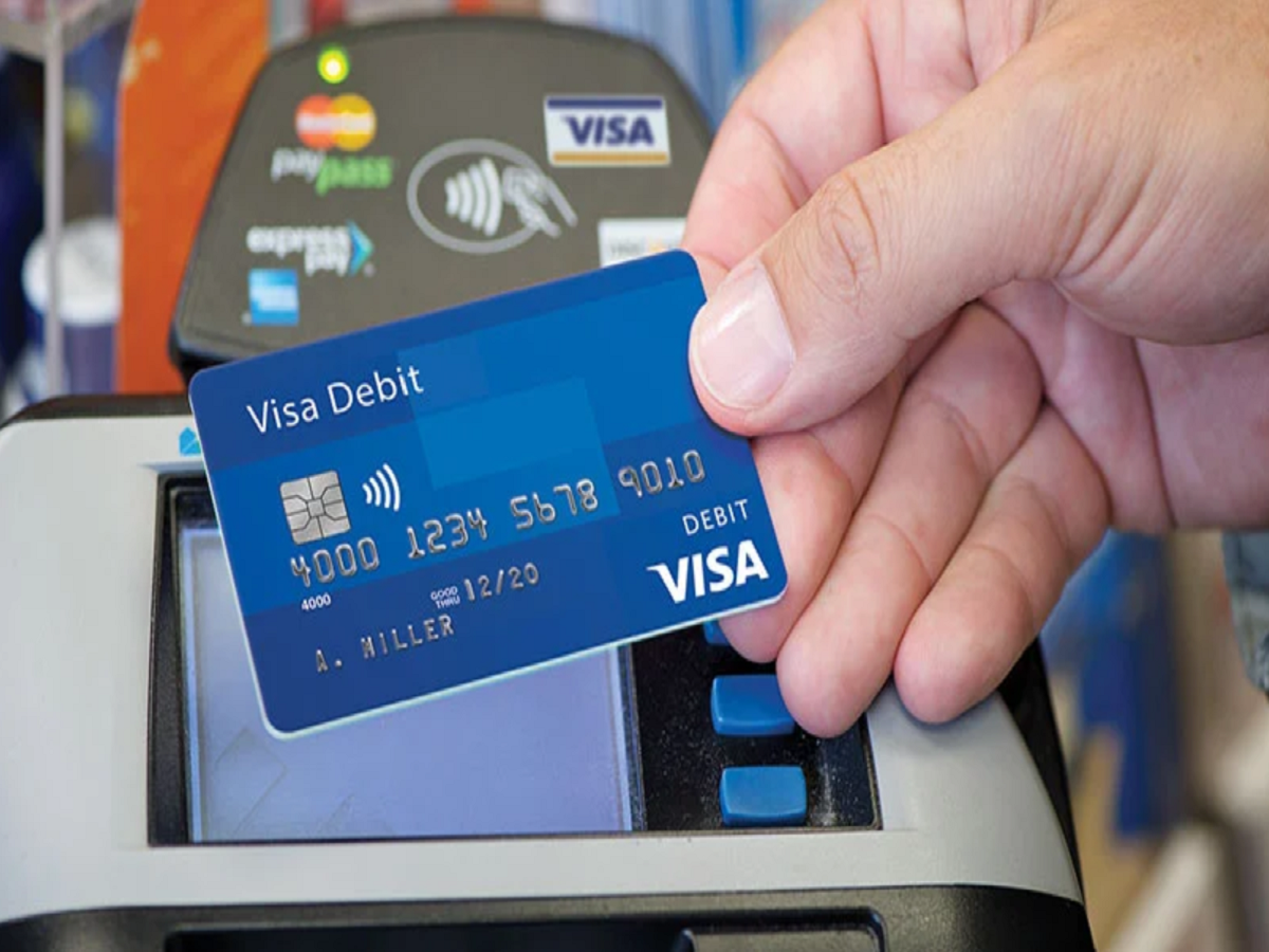 BOI Debit Card: ୩୧ ଅକ୍ଟୋବର ପରେ ଅଚଳ ହୋଇଯିବ ଏହି ବ୍ୟାଙ୍କର ATM କାର୍ଡ BOI Debit Card: ୩୧ ଅକ୍ଟୋବର ପରେ ଅଚଳ ହୋଇଯିବ ଏହି ବ୍ୟାଙ୍କର ATM କାର୍ଡ