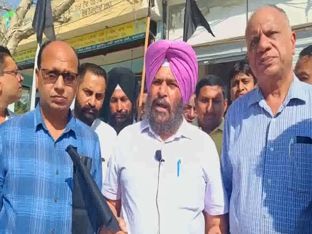 Punjab News: पंजाब में राइस मिलरों द्वारा की जा रही हड़ताल, लगातार बढ़ रहा प्रदर्शन