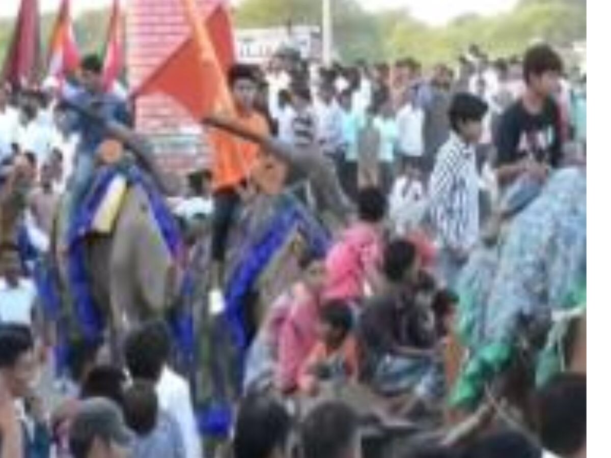 Jhujhunu news : उदयपुरवाटी में दादूपंथी समाज का अनोखीर परंपरा ,अंधाधुंध गोलियों से होता है रावण  दहन 