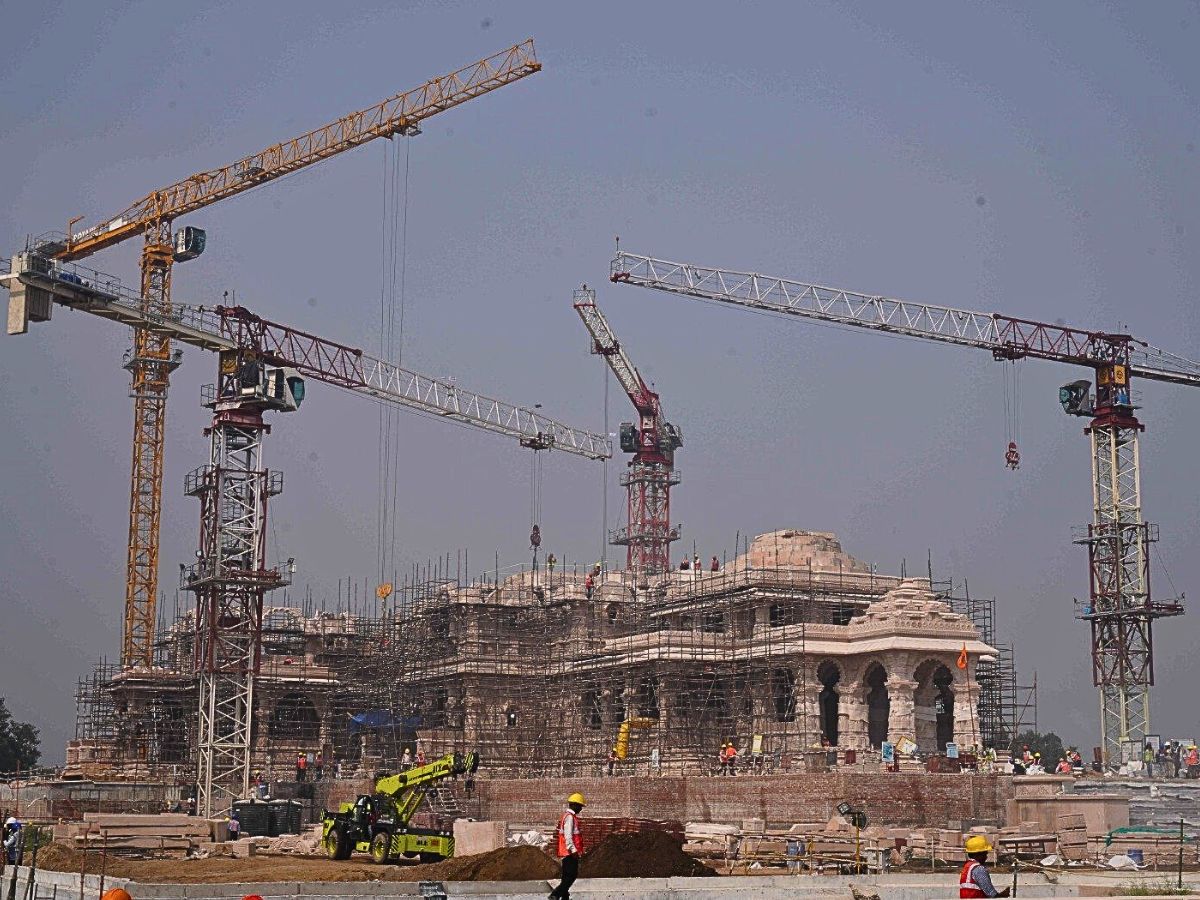 राम मंदिर के पुजारियों को मिलेगी कितनी सैलरी? निकली हैं भर्तिया, ऑनलाइन कर सकते हैं आवेदन