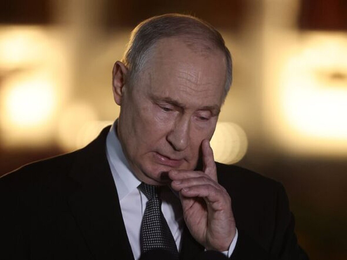 रूसी राष्ट्रपति पुतिन को आया Heart Attack, फर्श पर गिरे मिले: रिपोर्ट